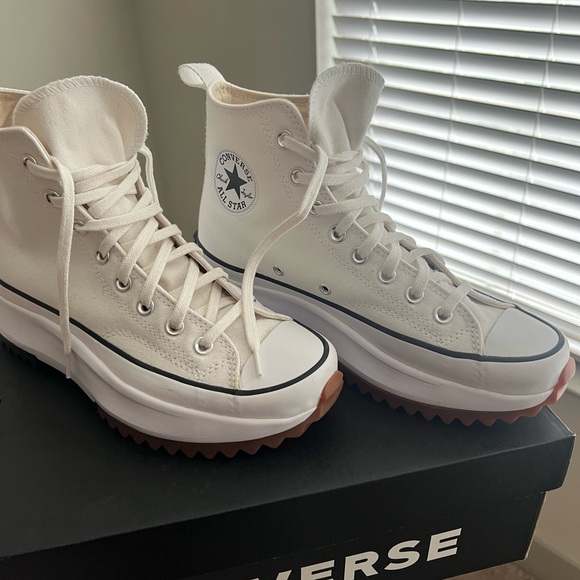 Converse Run Star Hike High-Tops - Picture 1 of 4